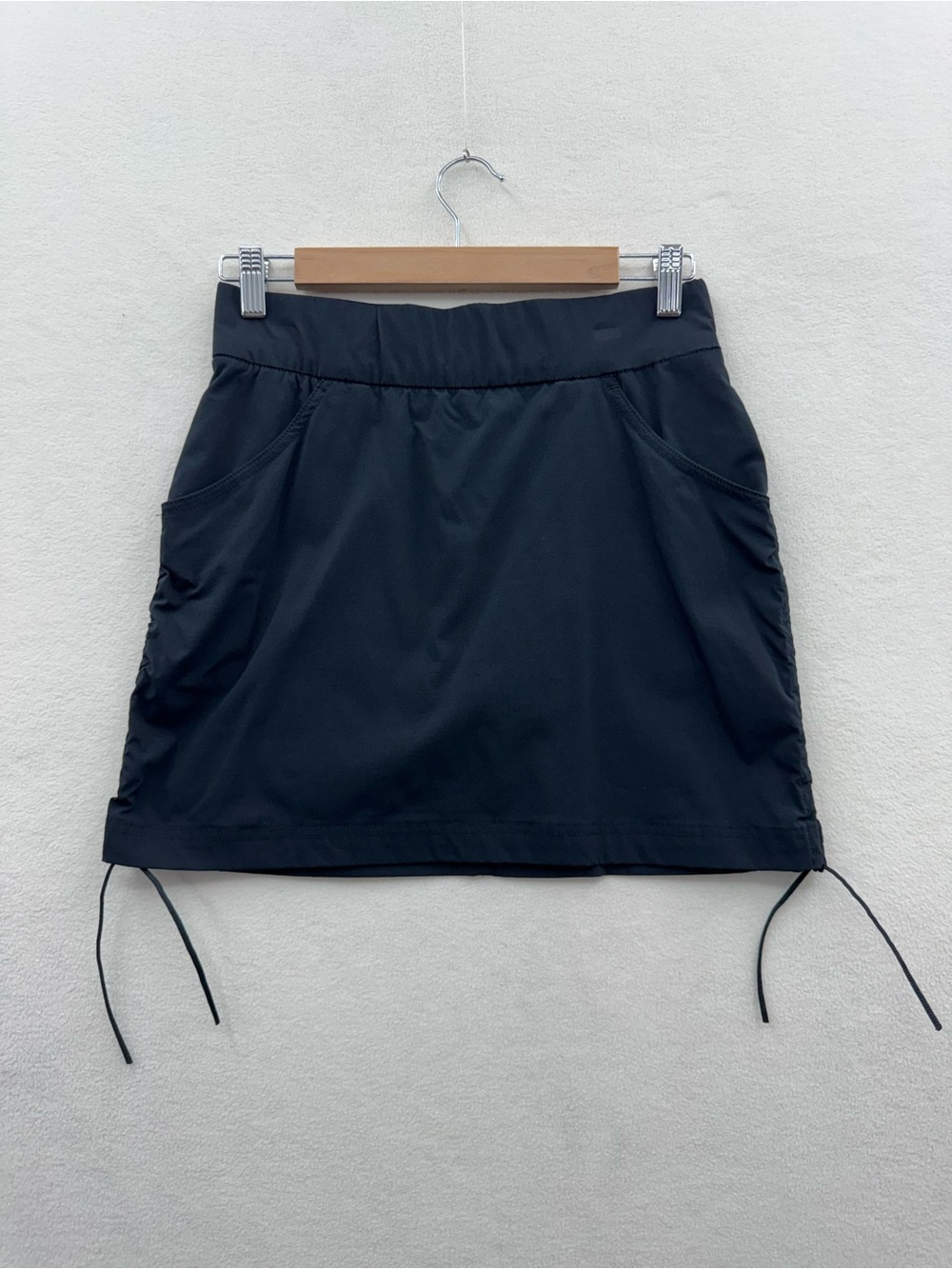 Columbia Skort Women’s Small Black Active Hiking Stretch Side Cinch Skirt